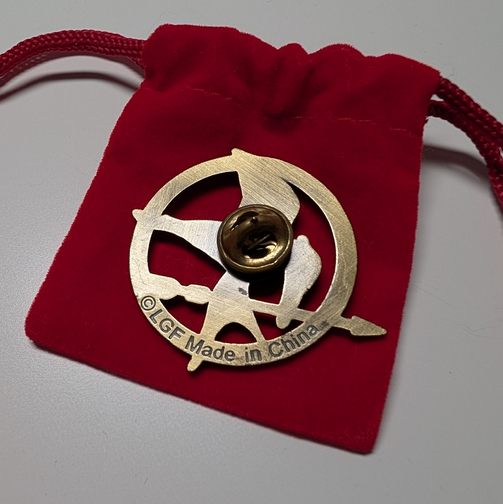 Mockingjay Pin - Picture 4 of 5